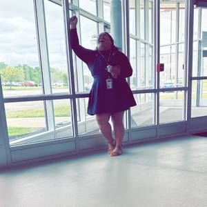 Meet your Posher, Fana